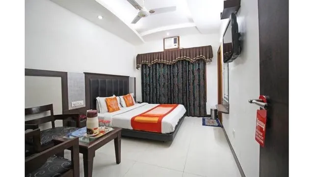 OYO 5101 Hotel Char Chinar