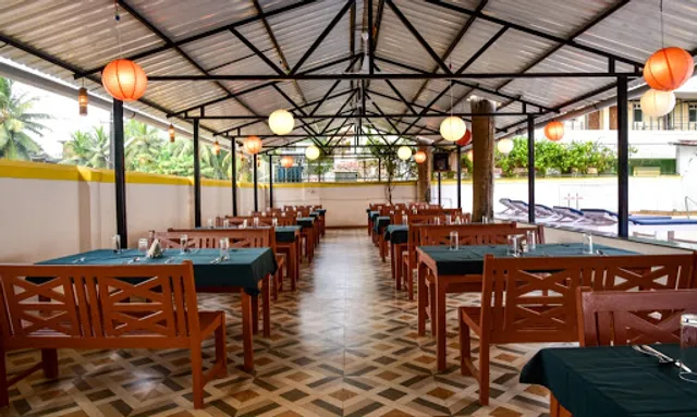 Aqua Poolside Seafood Restaurant