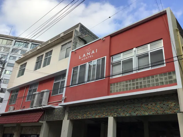 Lanai Hotel & Dormitory