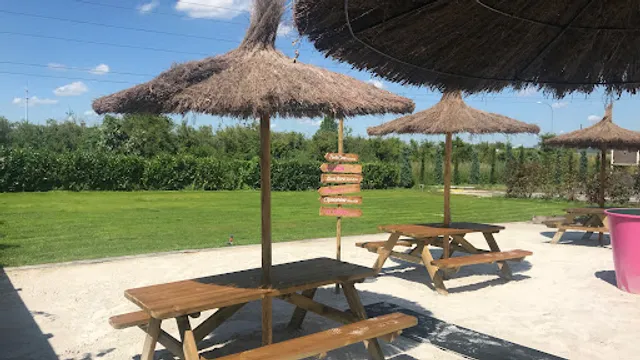 La Vallée Restaurant Crêperie Pizzeria sur Place et à Emporter