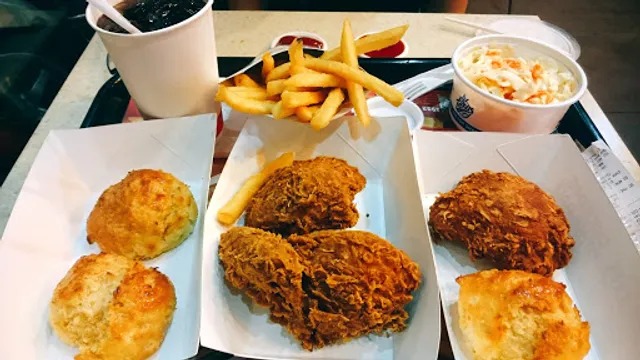 Texas Chicken Sư Vạn Hạnh