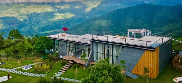 SaffronStays Glasshouse Celeste - Villa in Ranikhet