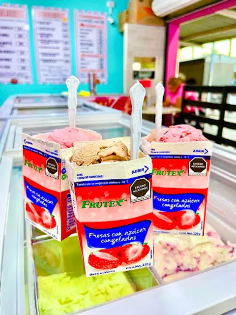 Heladería Suprema Michoacana Av la paz