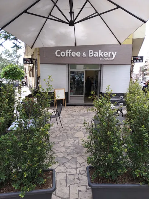 Coffee & Bakery