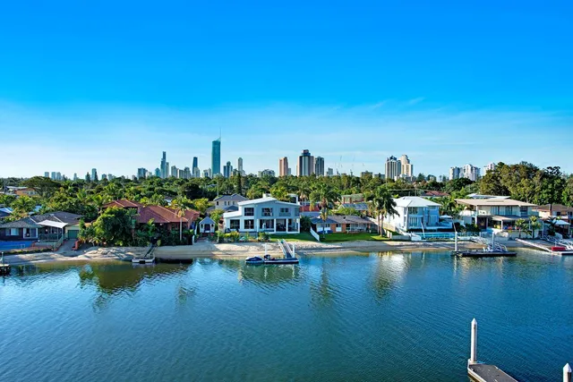 ULTIQA Freshwater Point Resort | Gold Coast Luxury Apartments