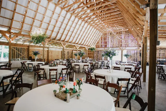 RiverView Family Farm Market/Lafayette’s Place