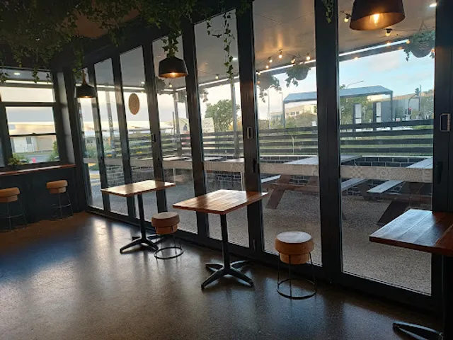 Oporto Birtinya Drive Thru