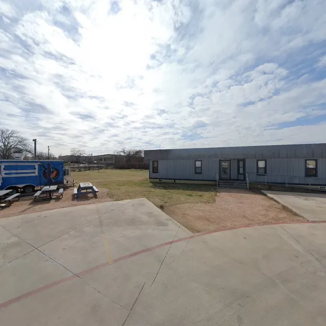 South Manchaca Food Truck Park