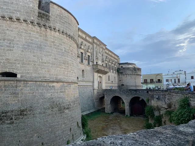 Kaloneiro Guest House