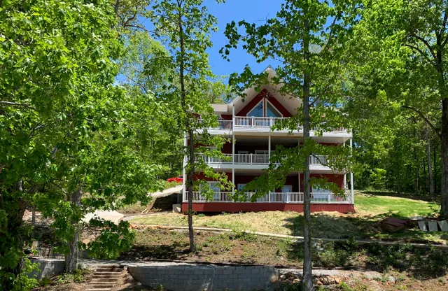 Eagle's Cove Vacation Home