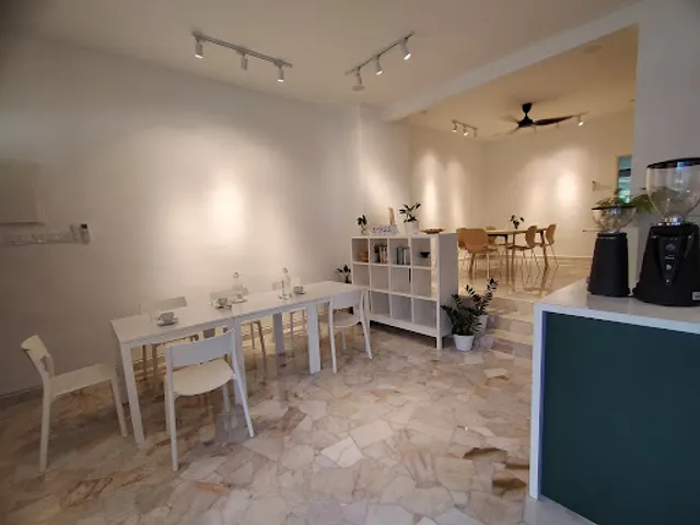 Happy Funny Broccoli - Vegan, Eggless, Gluten-free, Sugar-Free, Baby Cakes & Healthy Organic Desserts, Vegetarian - Penang