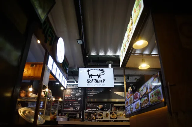 Got Bun Eatery