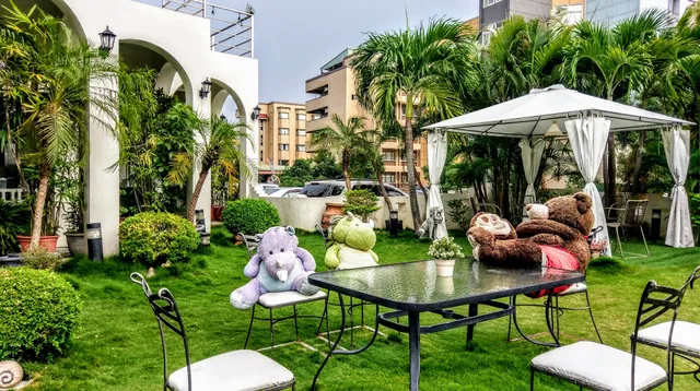 赤坂拉麵－南投美食火鍋餐廳 / 披薩義大利麵 / 咖啡簡餐 / 親子寵物友善 / 家庭朋友聚餐推薦