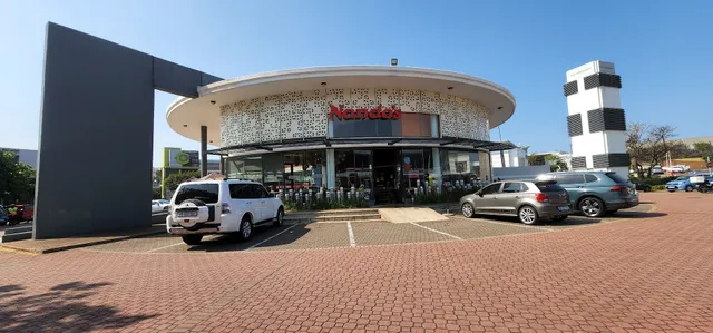 Nando's Crescent
