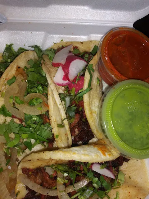 Mexican Food Birrieria Betto's & Mariscos