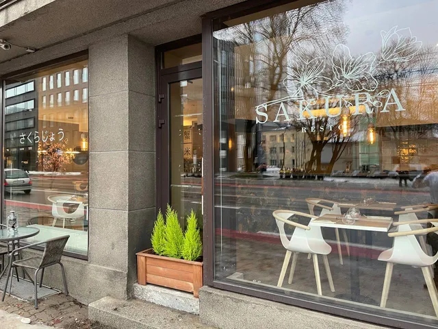 Sakura Resto