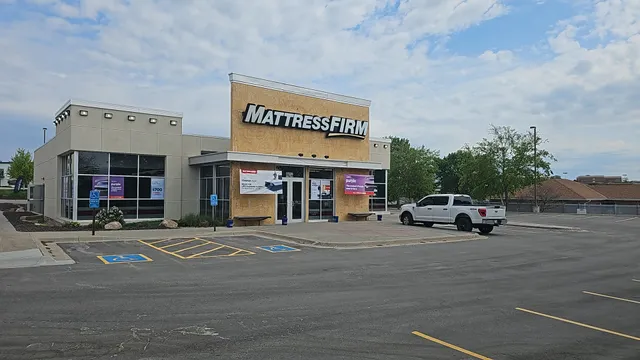 Mattress Firm Gold Plaza