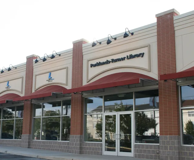 Parklands-Turner Neighborhood Library