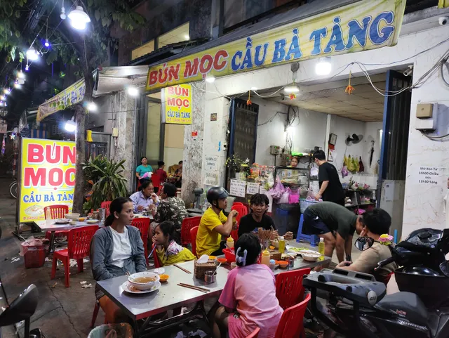 Bún mọc Cầu Bà Tàng Quận 8