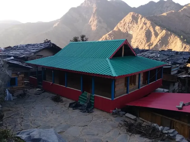 Panchgai Homestay, Jakhol