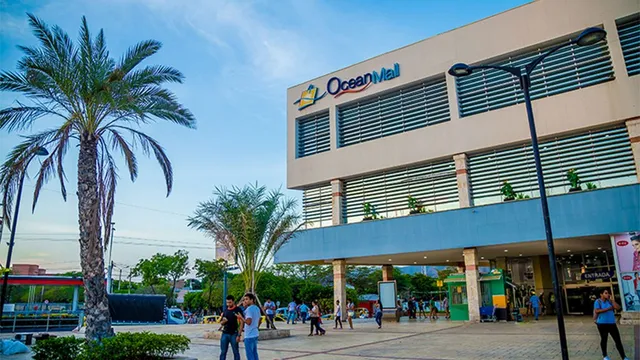 Centro Comercial Ocean Mall