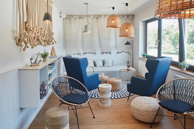 Solt un See | Café & Weinbar