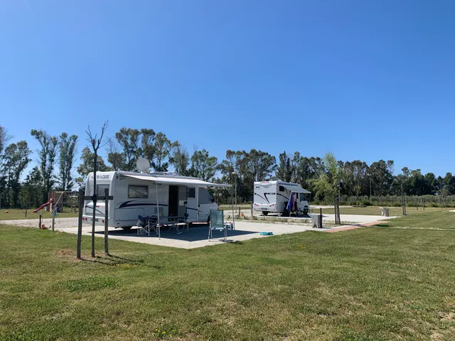 Agricampeggio Vento Etrusco piazzole ,area sosta per camper e roulotte ,alloggi di Glamping Safari