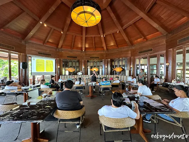 Sirena Seafood Restaurant – Shangri-La