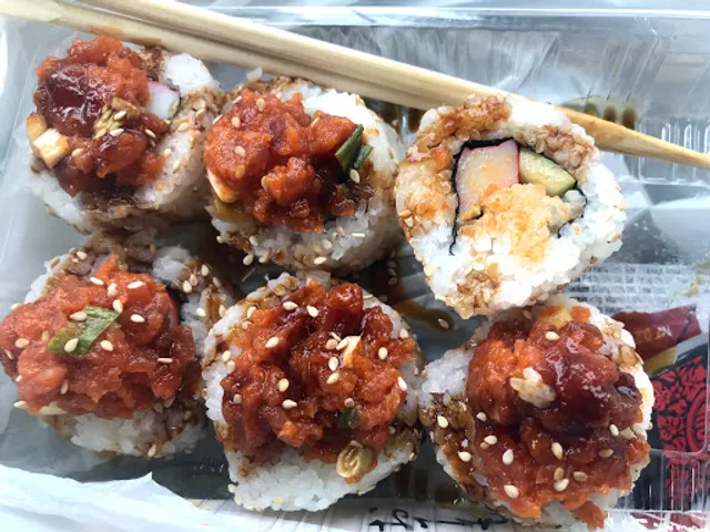 Aloha Pantry & Sushi