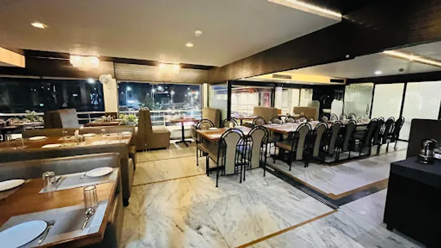 Surbhi Restaurant(CTM)