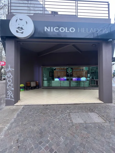 Nicolo Helados