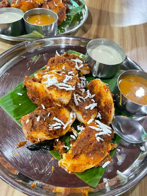 UNITED KITCHEN the fast food hub