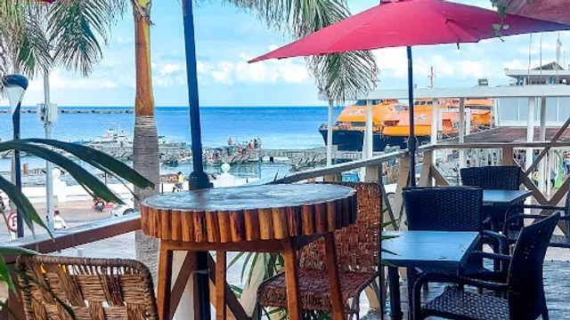 Casa Del Habano Cozumel Rincón Cubano