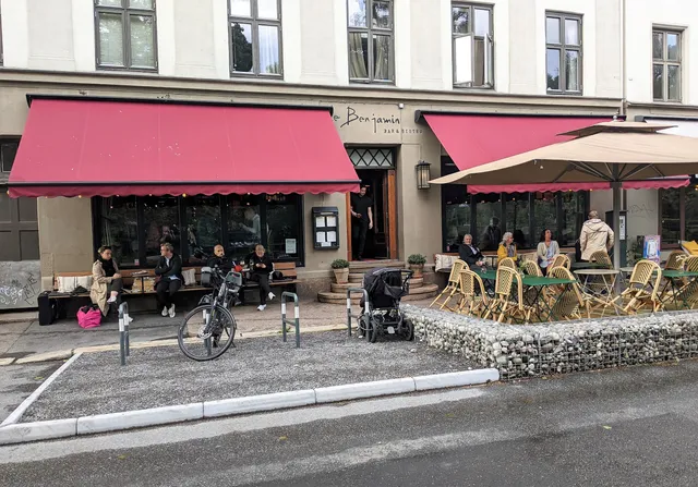 Le Benjamin bar & bistro