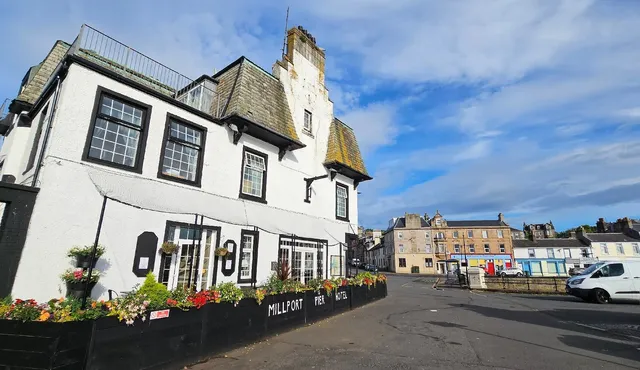 Millport Pier Hotel
