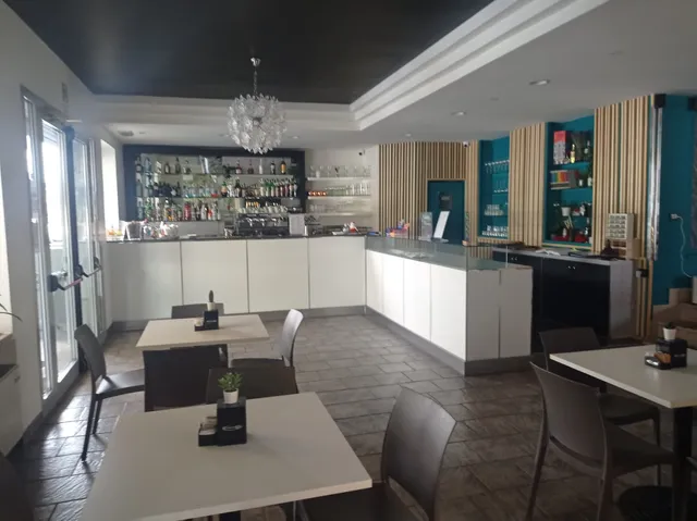 Justy Bar Aperitivi Apericene Trattoria