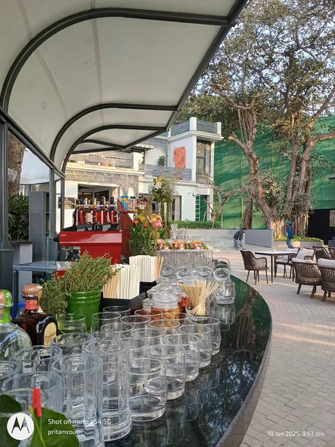 The Dockyard Co. - A Riverfront Rendezvous