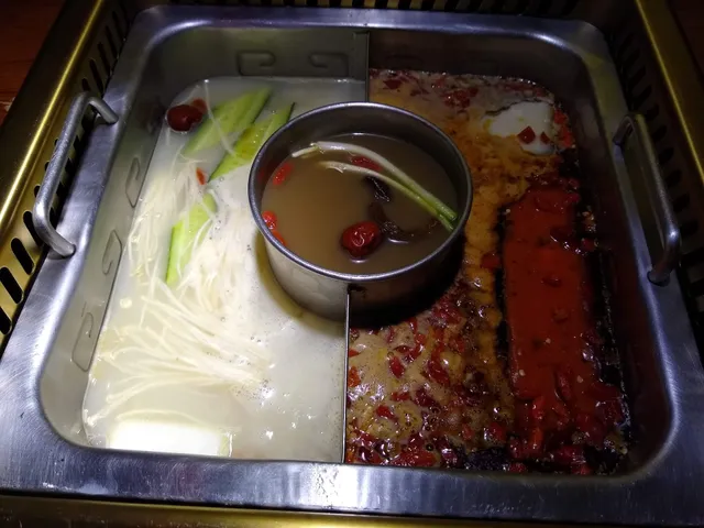 Dingla Nine Squares Hot Pot