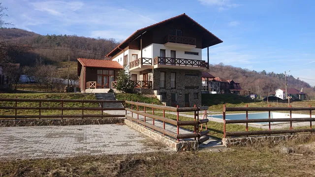 Pensiunea La Nenea Iancu