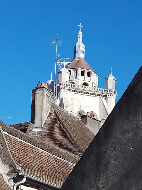 Le Vendôme Superdole