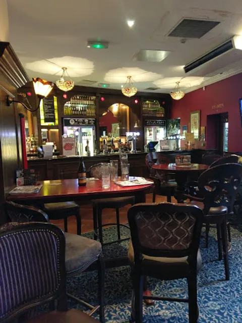 The Commercial Hotel - JD Wetherspoon