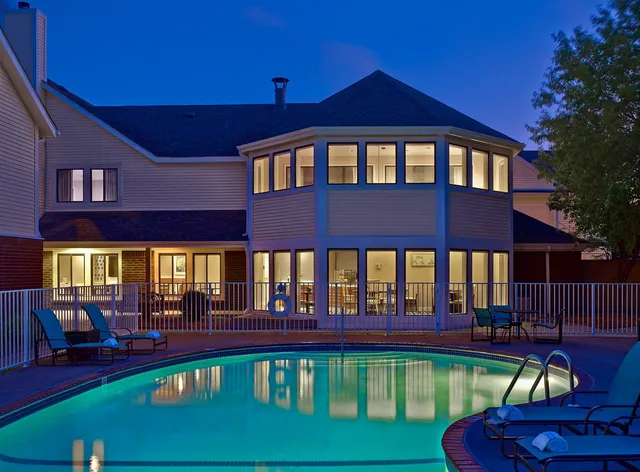 Sonesta Simply Suites Cleveland Westlake