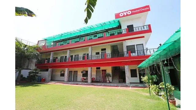 OYO Oasis hotel