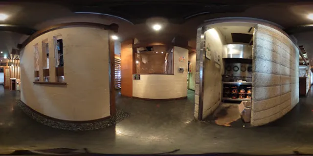 Sumibiyakinikuyasakai Yokkaichinishiten