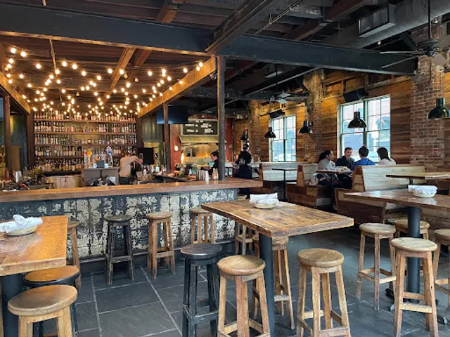 Loco Taqueria & Oyster Bar