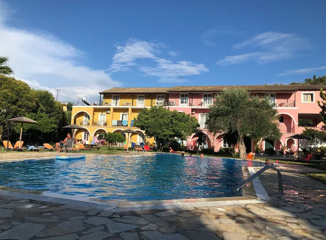 Adriolos Studios & Apartments