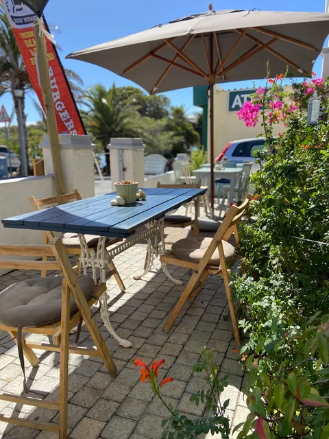 The Peckish Penguin - Smash Burgers