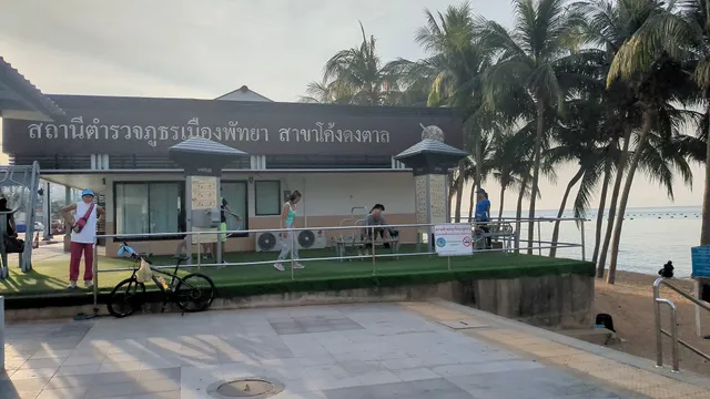 D.D. Inn Guesthouse & Hostel