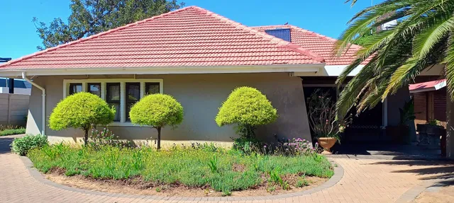 Accommodation @ Angel's Creek Guest House