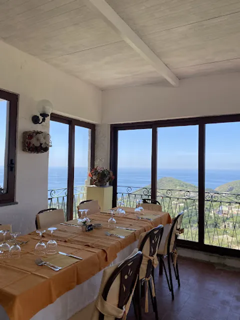 Ristorante/Appartamenti Sole Nascente-Ciglio,Serrara Fontana